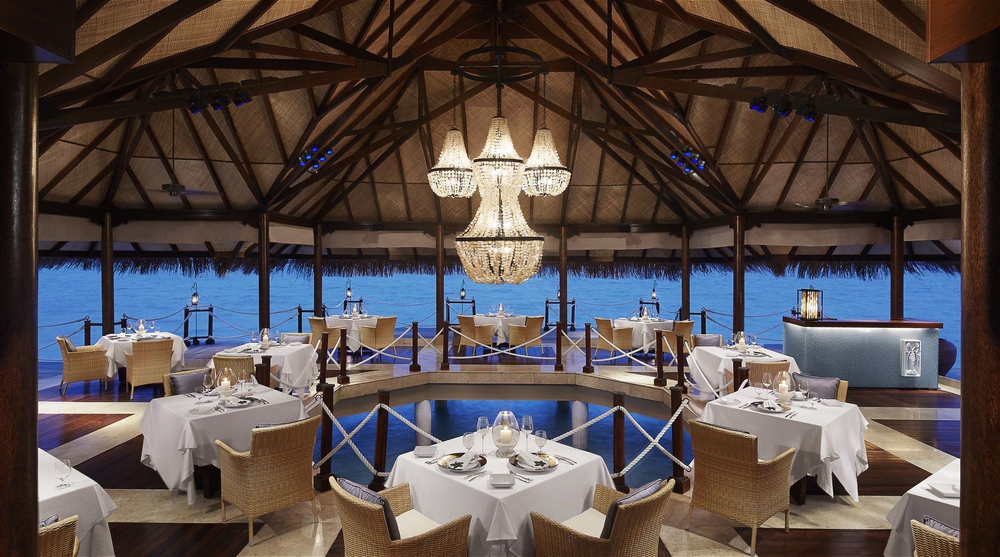 Taj Exotica Resort & Spa, Maldives Emboodhoo Restaurant photo